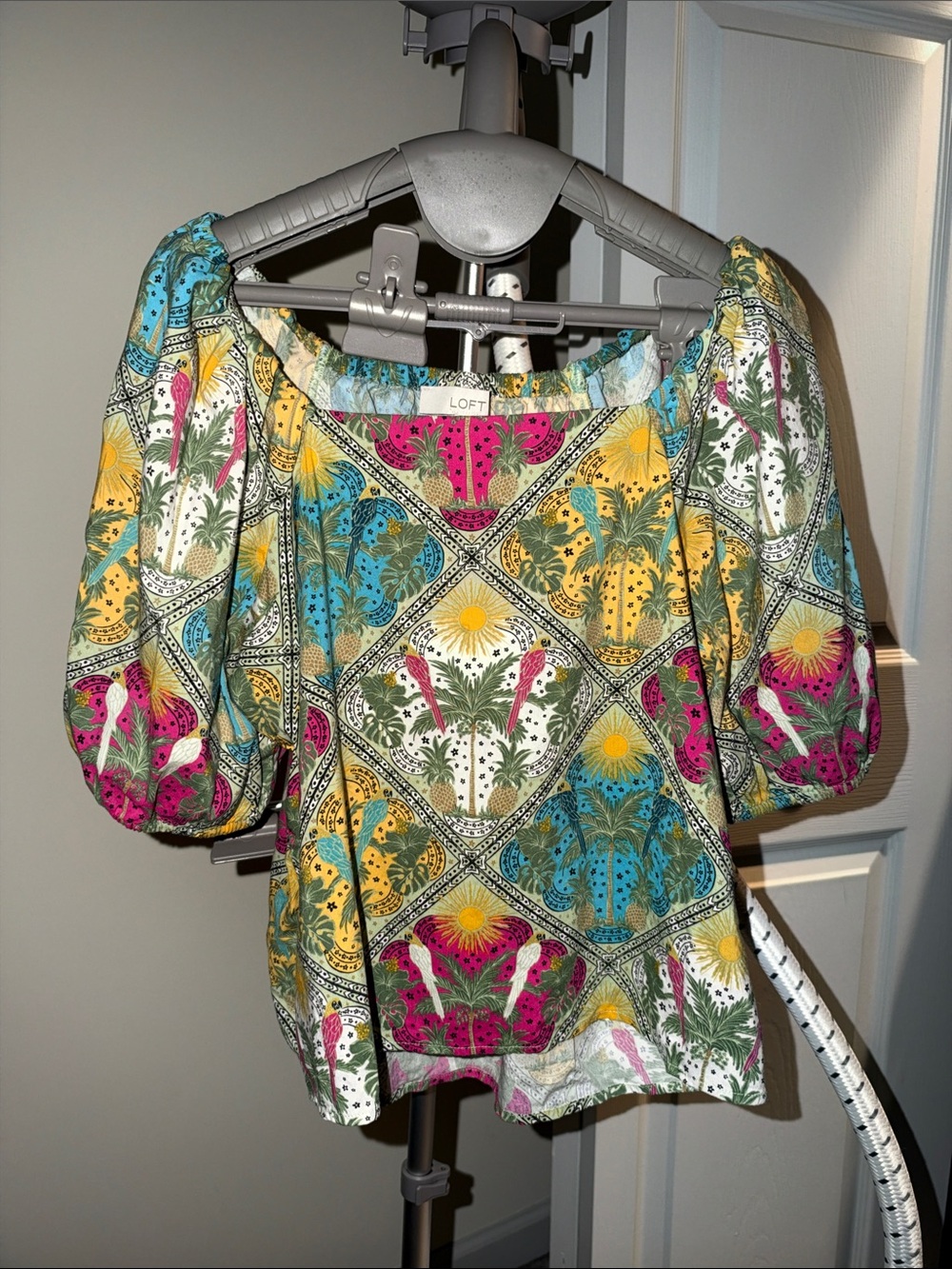 LOFT Colorful Boho Tropical Print Blouse – Statement Sleeves XS